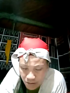 Snapshot of bae-bae chatting on 7, 10, 2025 bae-bae online show from 7, 10, 2025