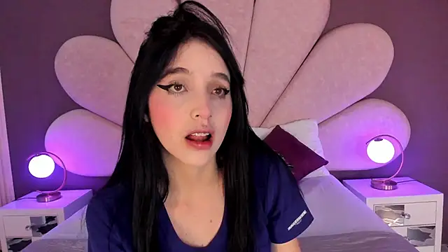 MeganR  online show from 7, 4, 2026