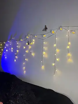 SaraMistick online show from 9, 4, 2026