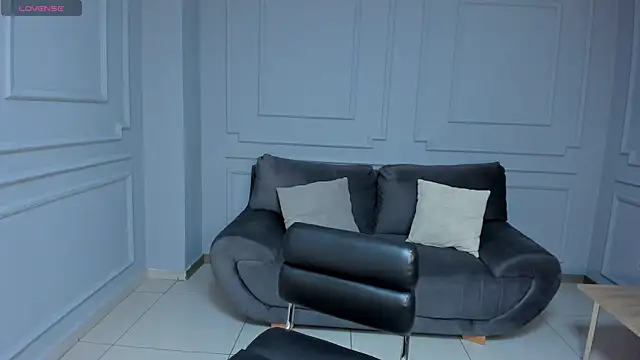 NatalieLewis online show from 18, 11, 2025