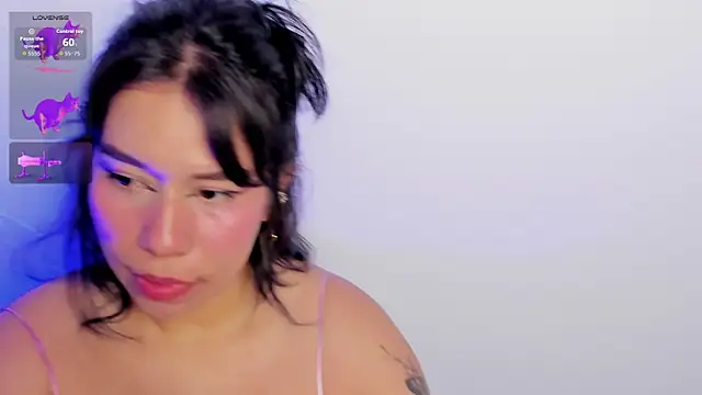 Snapshot of liztender_ chatting on 2, 10, 2025 liztender  online show from 2, 10, 2025