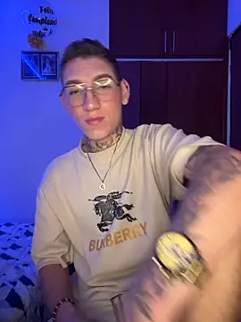 Snapshot of hotxxx_2012 chatting on 4, 10, 2025 hotxxx 2012 online show from 4, 10, 2025