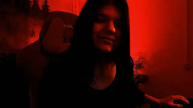 Snapshot of StasyaCollins chatting on 16, 12, 2025 StasyaCollins online show from 16, 12, 2025