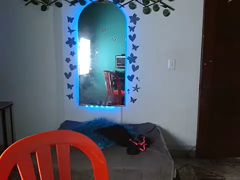 Ebony luna online show from 5, 12, 2025