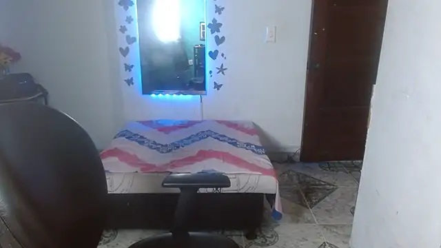 Ebony luna online show from 4, 3, 2026