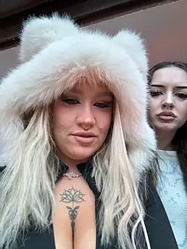 RollDolls online show from 19, 12, 2025