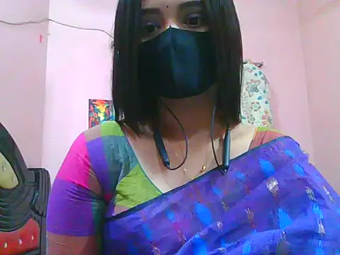 Snapshot of night_queeen7 chatting on 6, 4, 2026 night queeen7 online show from 6, 4, 2026