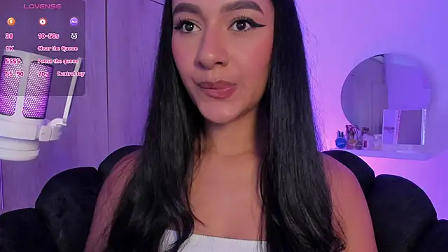 Snapshot of anne_leee chatting on 11, 7, 2026 anne leee online show from 11, 7, 2026