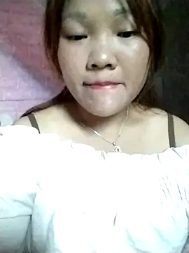 Snapshot of maily00 chatting on 16, 10, 2025 maily00 online show from 16, 10, 2025