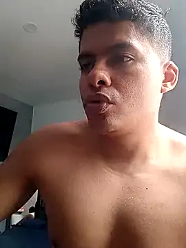 Snapshot of luigidickk chatting on 16, 10, 2025 luigidickk online show from 16, 10, 2025