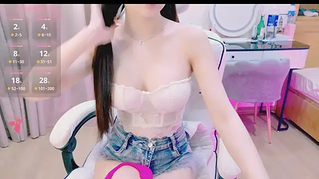  Aria Moonie online show from 15, 5, 2026