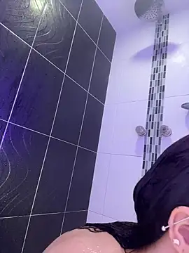 gabriiieela  online show from 6, 2, 2026