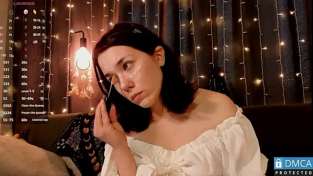 Kelly foox online show from 28, 3, 2026