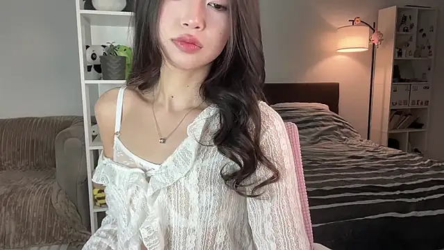 yourlittlesunrise  online show from 29, 3, 2026