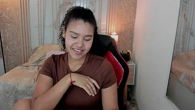 AriaVega online show from 18, 5, 2026