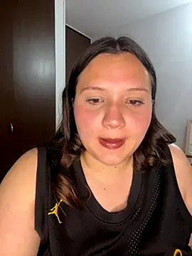Snapshot of LunaScarleth chatting on 17, 10, 2025 LunaScarleth online show from 17, 10, 2025