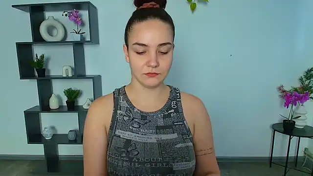 OliviaMontgommery online show from 11, 11, 2025