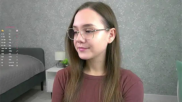 Snapshot of SweetSaraPie chatting on 5, 12, 2025 SweetSaraPie online show from 5, 12, 2025