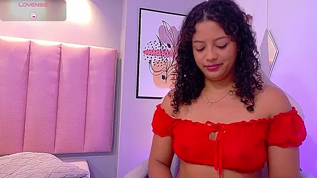 Snapshot of CamilaLevy chatting on 10, 2, 2026 CamilaLevy online show from 10, 2, 2026