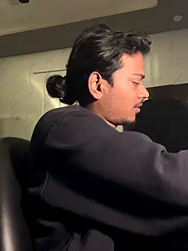 Snapshot of Ujjwallkumar0069 chatting on 19, 12, 2025 Ujjwallkumar0069 online show from 19, 12, 2025