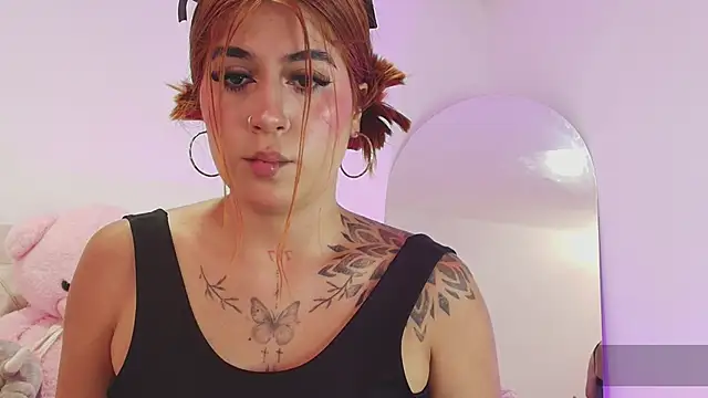 SoofiKiss online show from 14, 4, 2026