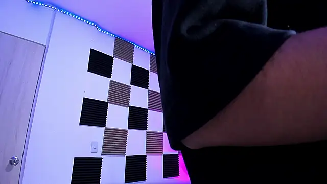 jeycobb online show from 24, 3, 2026