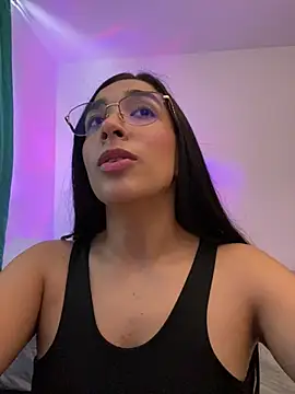 SabrinaEvanss  online show from 6, 3, 2026