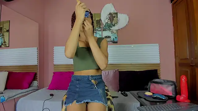 Snapshot of Tiffannydoll99 chatting on 15, 11, 2025 Tiffannydoll99 online show from 15, 11, 2025