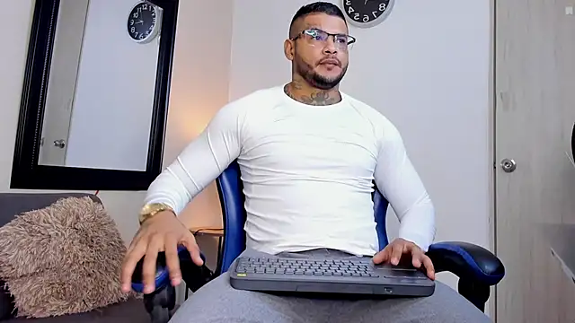 MICHELL ARTHUS  online show from 12, 10, 2025