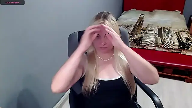 Snapshot of Ledi_Catherin chatting on 28, 7, 2026 Ledi Catherin online show from 28, 7, 2026