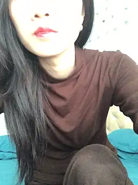 Snapshot of Mile-m chatting on 19, 10, 2025 Mile-m online show from 19, 10, 2025