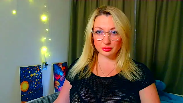 Mila5361 online show from 17, 10, 2025