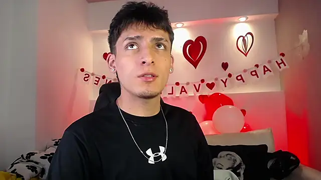 Snapshot of MateoMitchell chatting on 17, 2, 2026 MateoMitchell online show from 17, 2, 2026