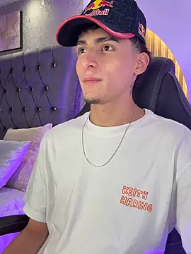 MateoMitchell online show from 17, 5, 2026