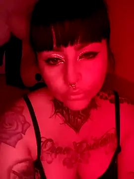 Snapshot of Skarletk chatting on 20, 10, 2025 Skarletk online show from 20, 10, 2025