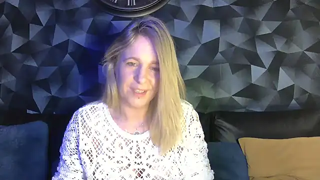 Delichieuse5 online show from 30, 3, 2026