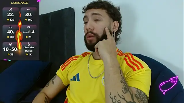 angel kyrozz online show from 23, 12, 2025