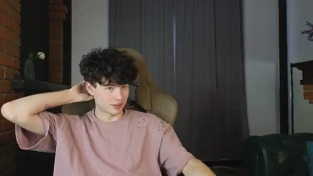 Cute Mike online show from 23, 4, 2026