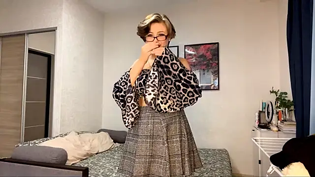 LunaMoonstar online show from 18, 10, 2025