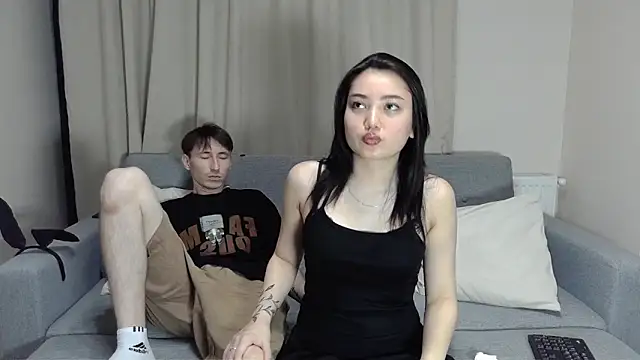 KyleAndJulia online show from 9, 10, 2025