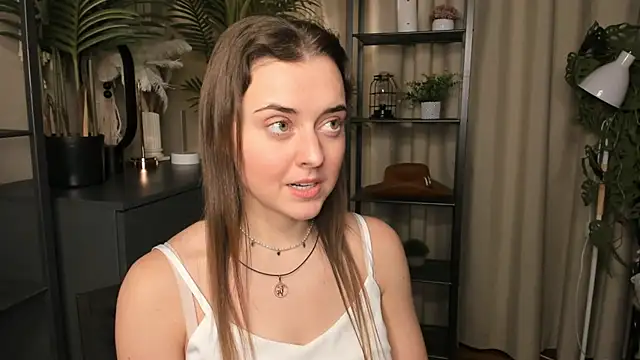 ThelmaJusto online show from 27, 11, 2025