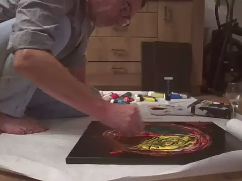 Snapshot of SilkenQuip chatting on 4, 10, 2025 SilkenQuip online show from 4, 10, 2025