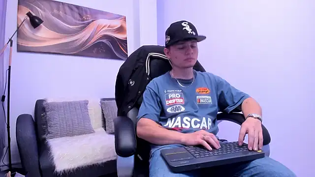 Leoo Miller online show from 14, 11, 2025