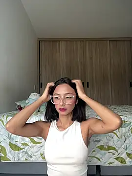 lena martinn online show from 14, 5, 2026