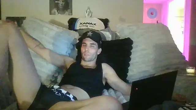 Snapshot of nvthvn555 chatting on 18, 10, 2025 nvthvn555 online show from 18, 10, 2025