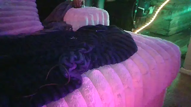 Snapshot of nvthvn555 chatting on 27, 10, 2025 nvthvn555 online show from 27, 10, 2025