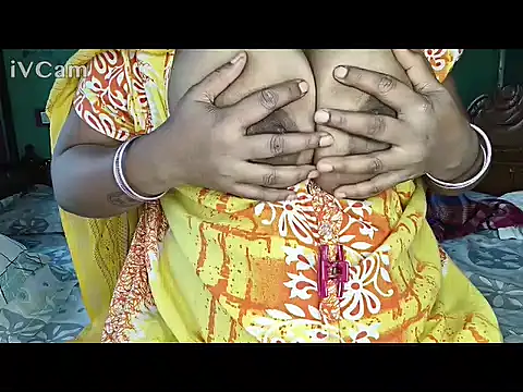 Snapshot of Shiyalsen chatting on 9, 10, 2025 Shiyalsen online show from 9, 10, 2025