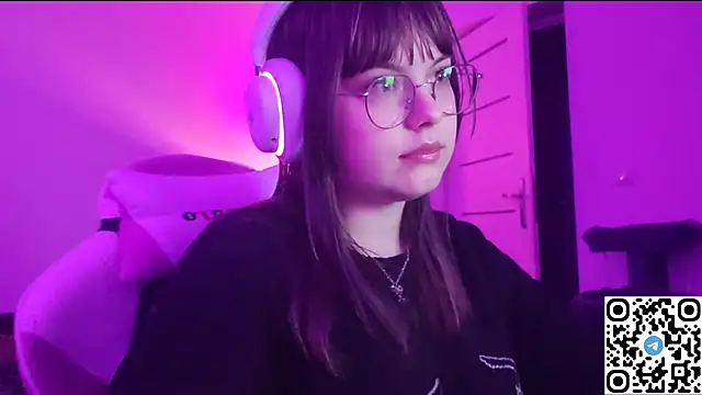 KristiBloom online show from 14, 12, 2025