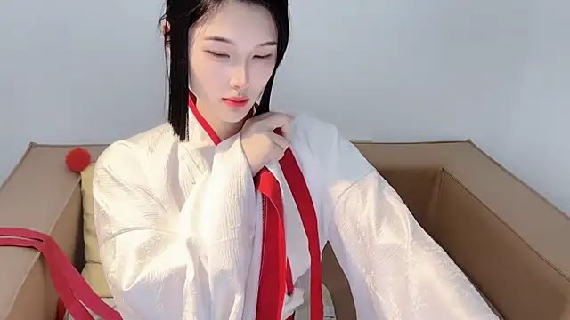 T-TeaR online show from 11, 4, 2026