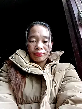 Snapshot of chieu_xinh chatting on 8, 10, 2025 chieu xinh online show from 8, 10, 2025